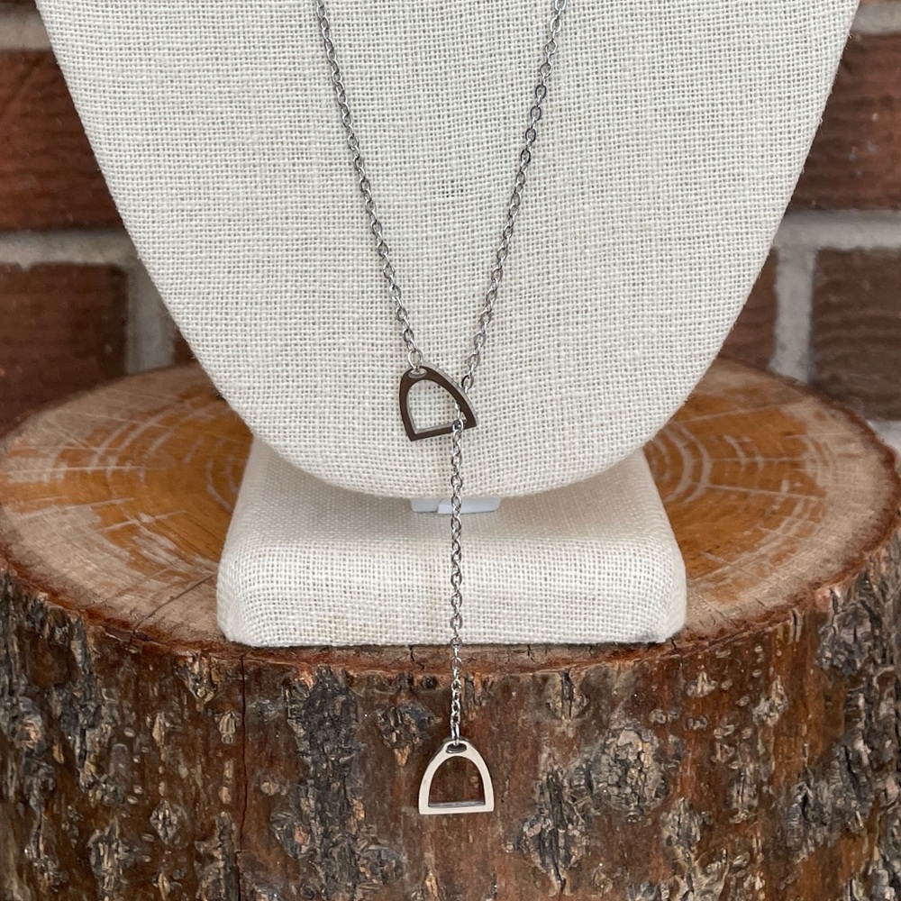 Stirrup Lariat Necklace - Silver